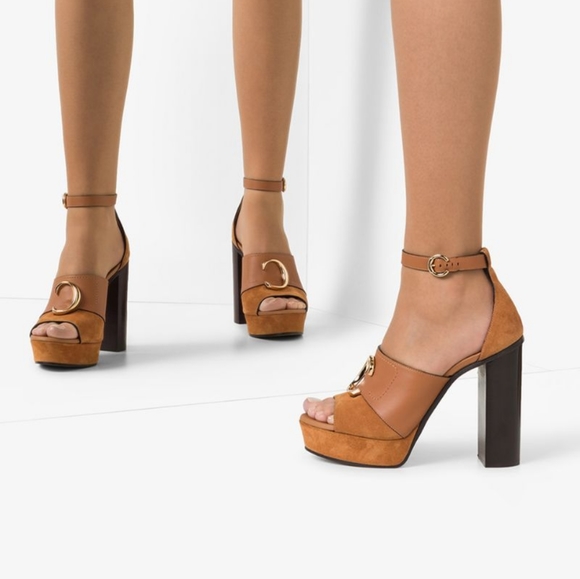 SOLD Chloé 'C' plaque platform sandals - Picture 8 of 12